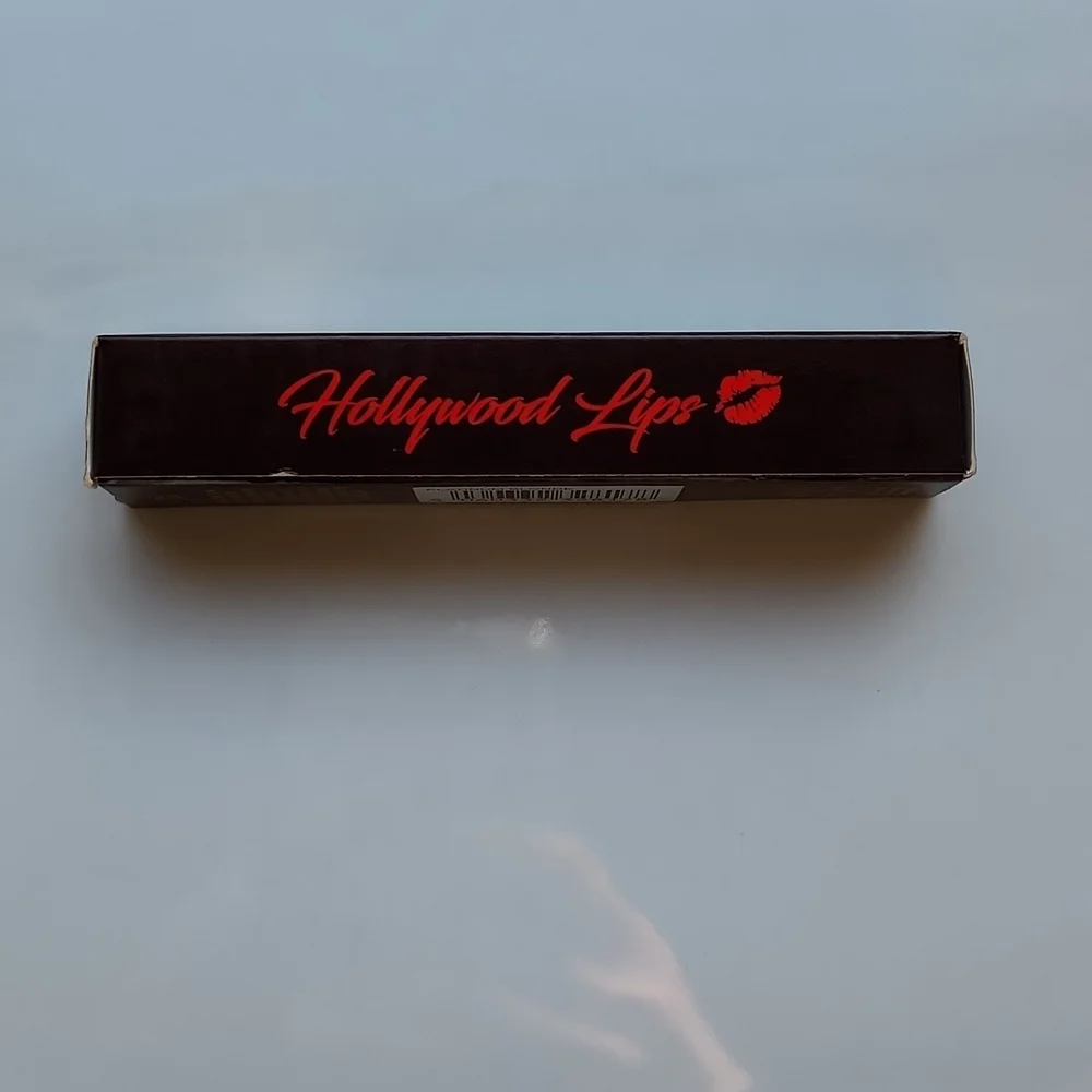 NIB Charlotte Tilbury Hollywood Lips Matte Contour Liquid Lipstick